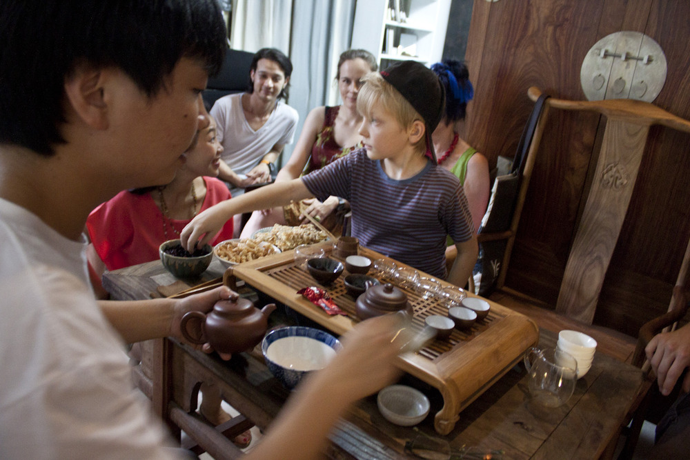 gallery_03TeaAtLiaos