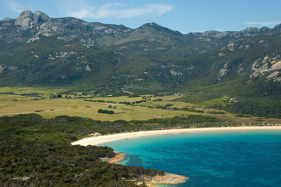 f03ce6_196979ce3f9b46ff9efc4addb2b89f15