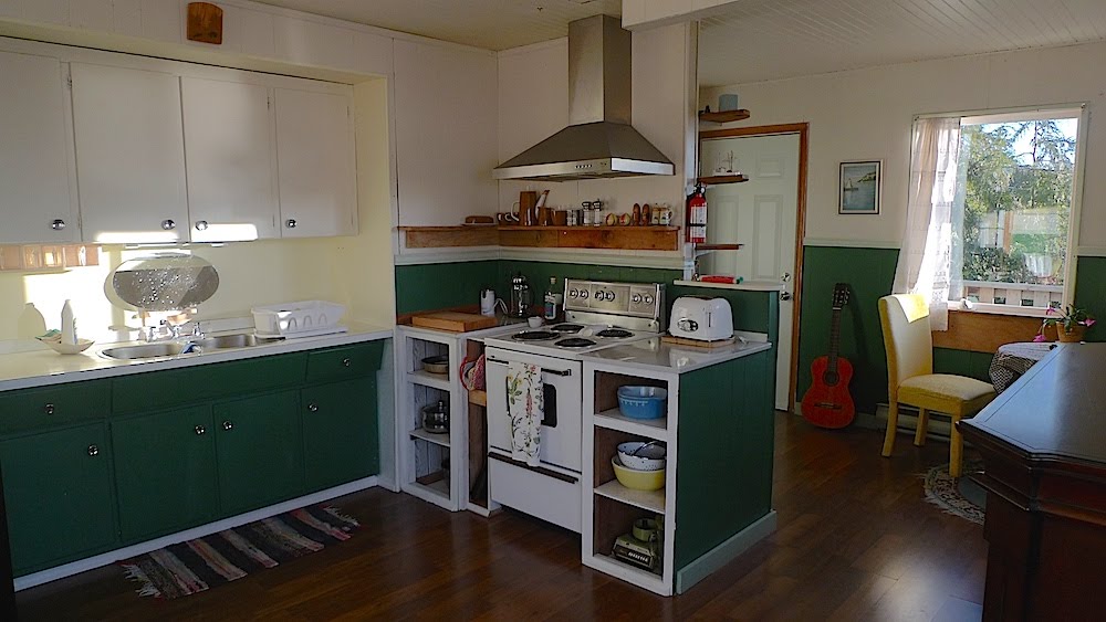 Artist-Residency-Sointula-Art-Shed